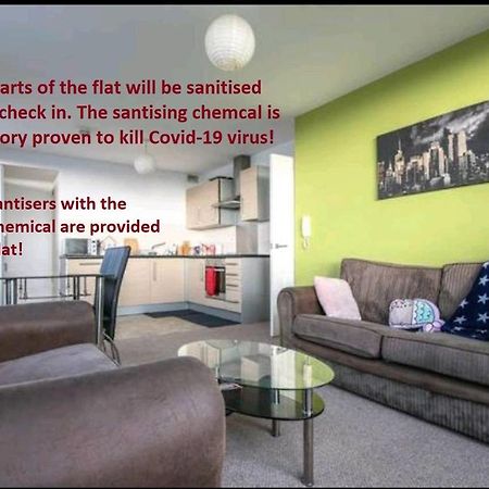 Large 3 Bedrooms In Liverpool City Centre, Free Parking Exterior photo